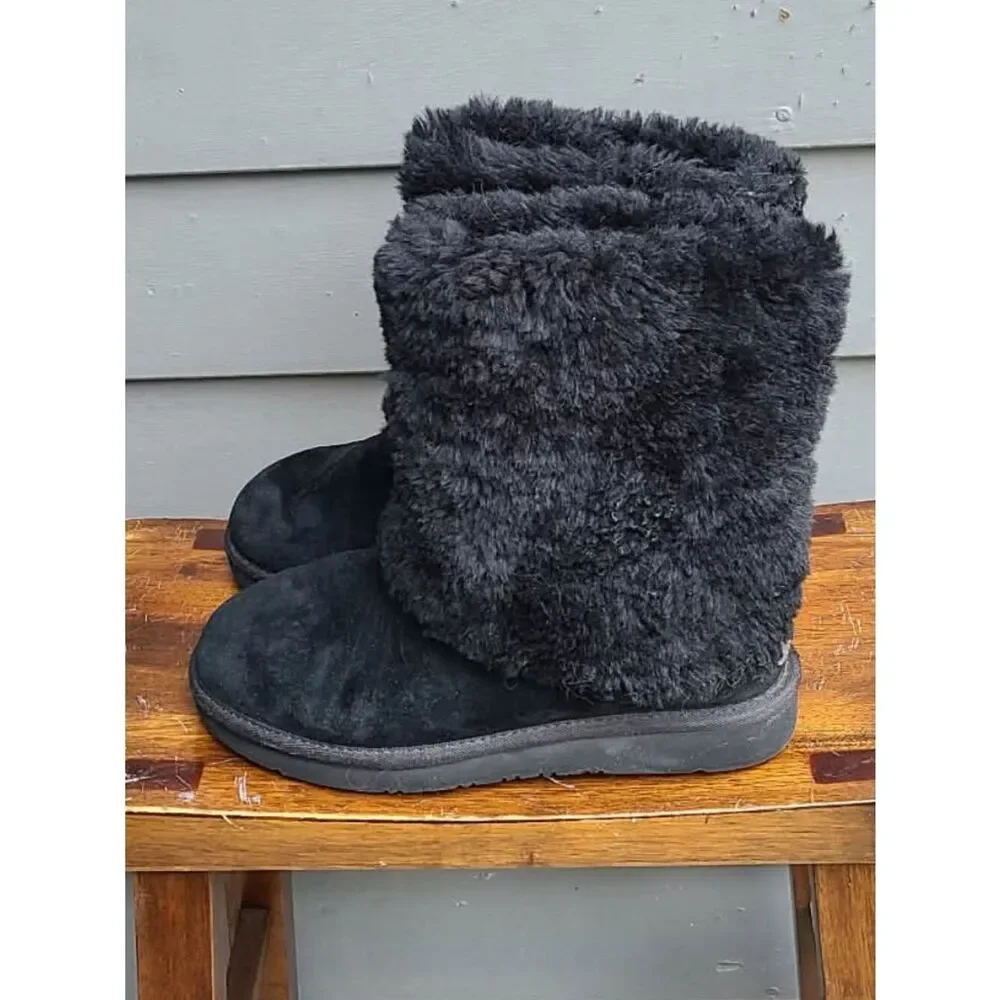 UGG Australia Black Patten Suede Shearling Boots size 8